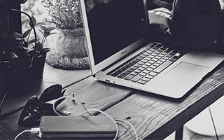 开云体育APP下载-马来西亚羽毛球队轻取泰国，斯里坎特关键制胜引爆赛场