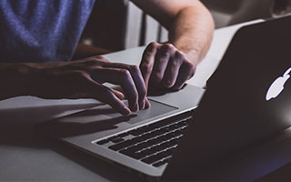 开云体育APP下载-马来西亚羽毛球队轻取泰国，斯里坎特关键制胜引爆赛场