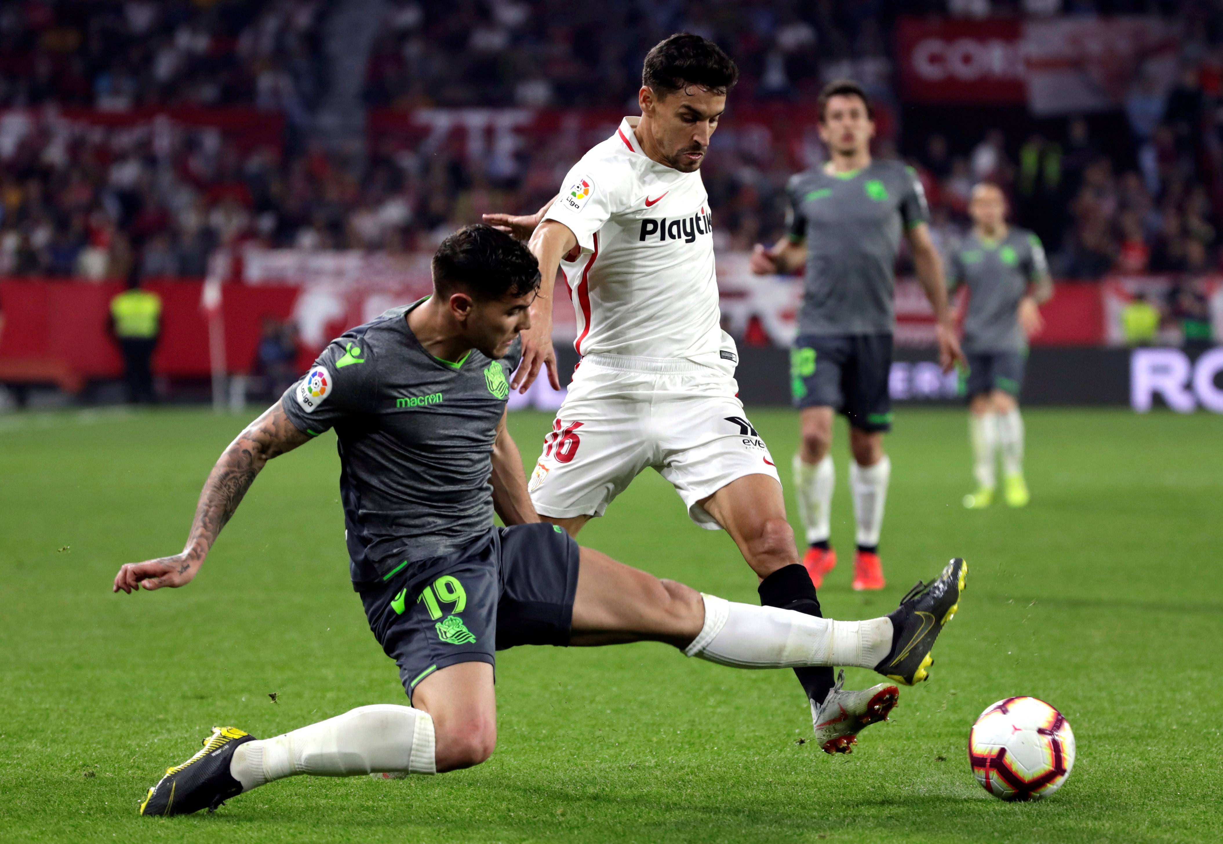 开云体育登录-巴萨核心再爆发，领跑联赛争夺榜的简单介绍