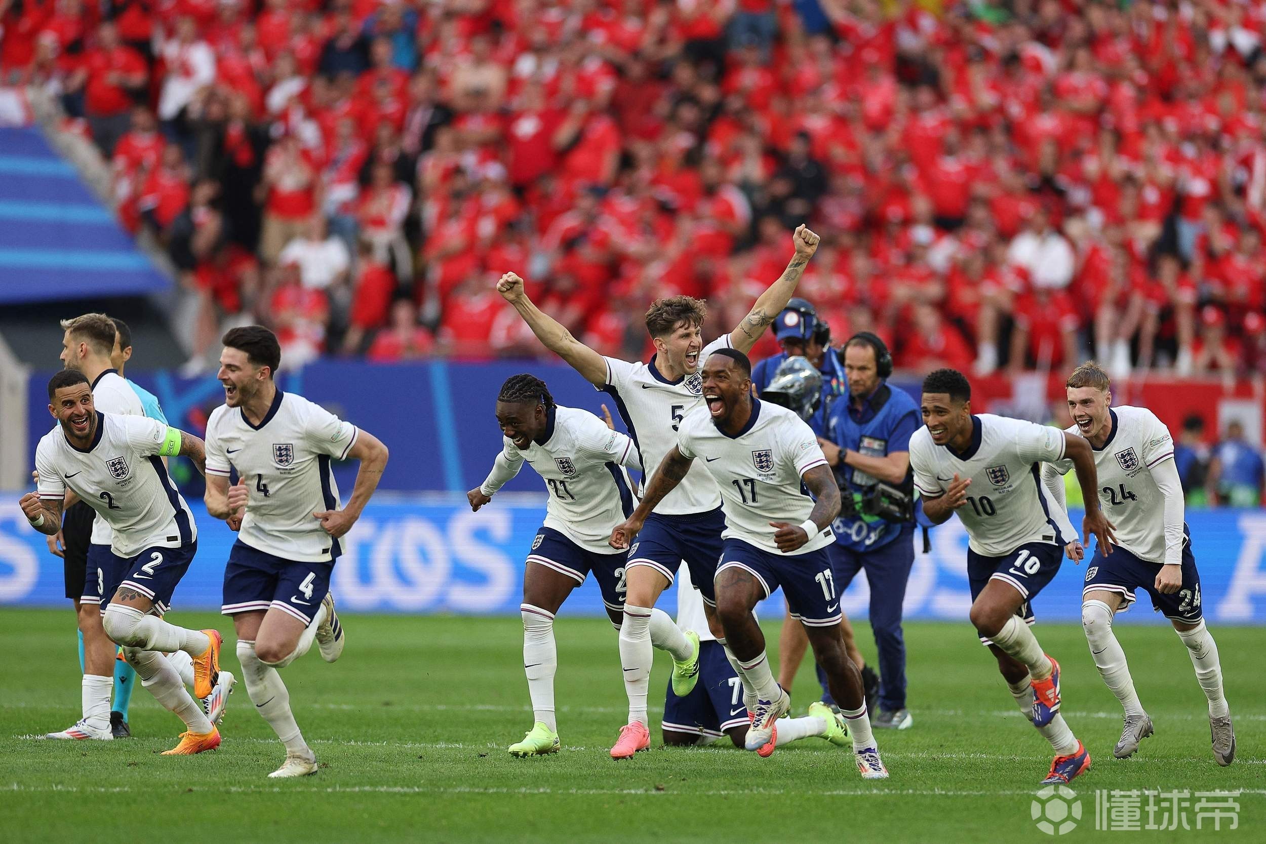 开云官网-英格兰女足迎接挑战，积极备战的简单介绍