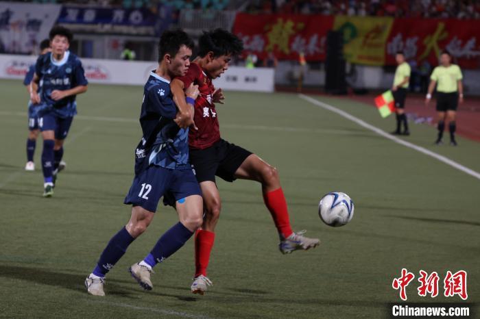 激烈比拼赛场带来百般惊喜