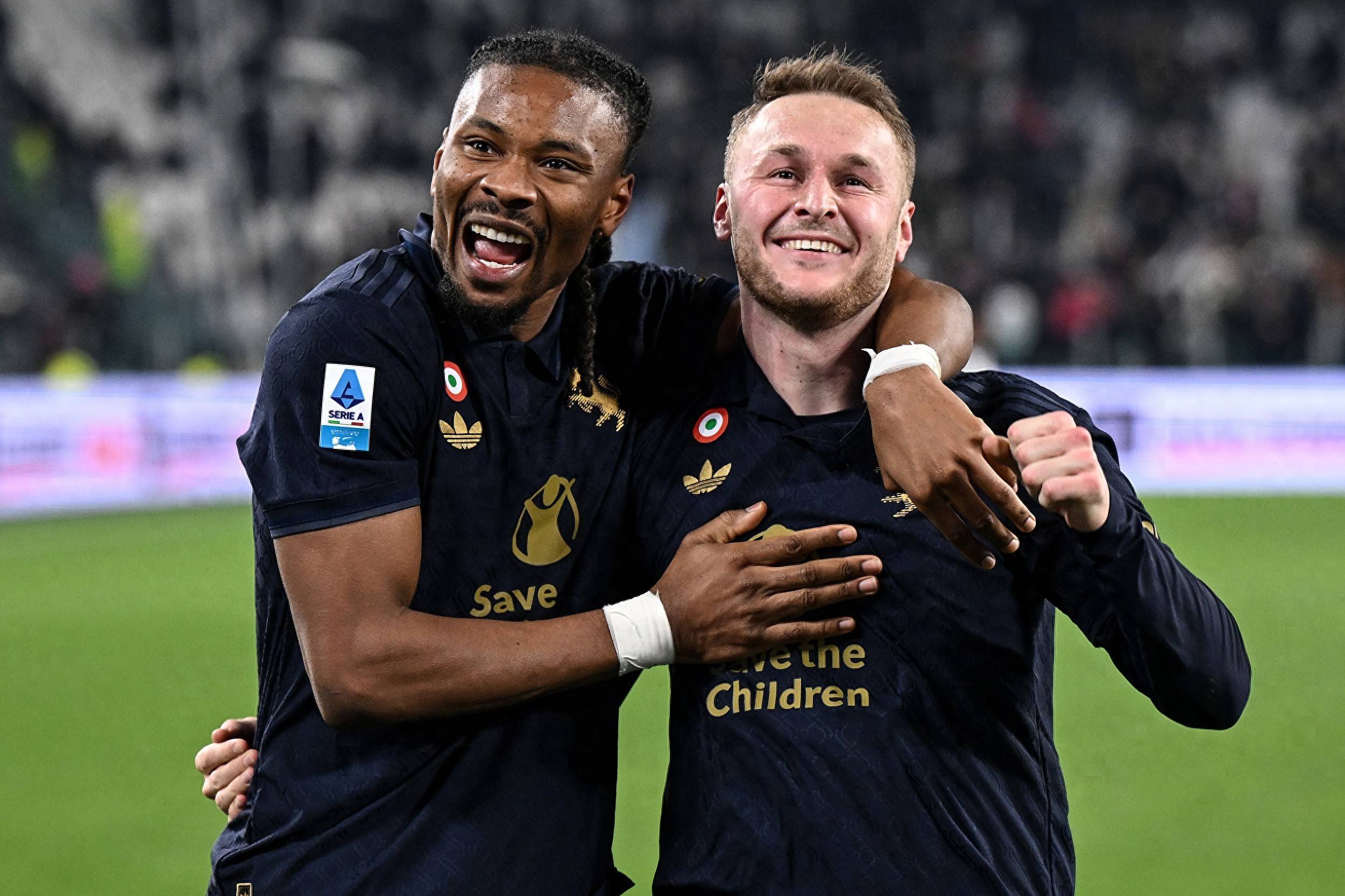 开云体育官网-老将尤文图斯助球队逆转，重返巅峰排名意甲榜首的简单介绍