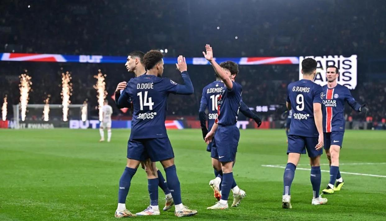 巴黎圣日耳曼客场击败马赛,领先优势扩大的简单介绍 巴黎圣日耳曼客场击败马赛,领先优势扩大的简单介绍