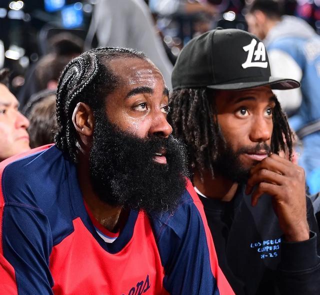 开云体育平台APP-伦纳德发挥出色，快船击败猛龙