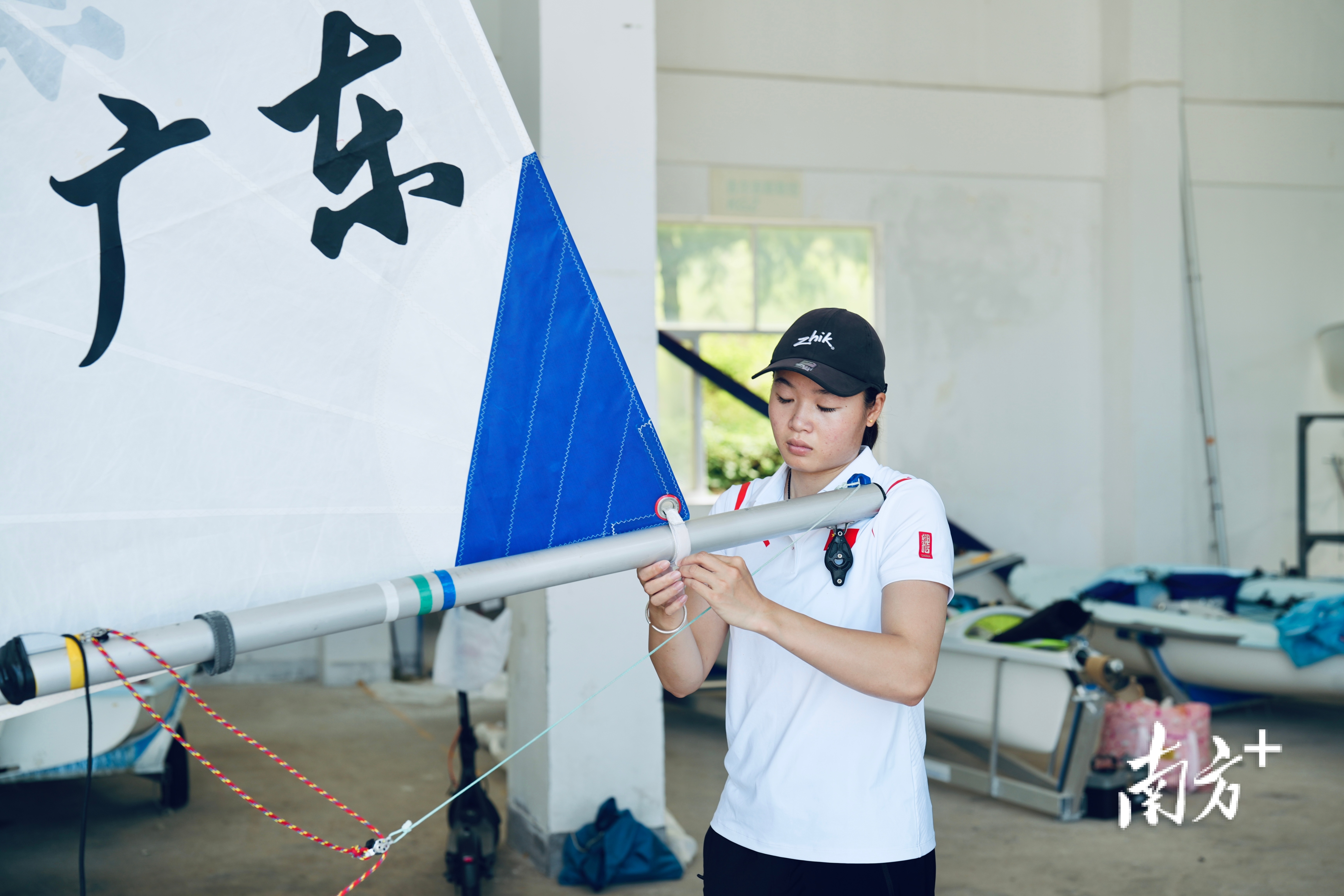 英国帆船运动员表现出色,多次登上领奖台 英国帆船运动员表现出色,多次登上领奖台