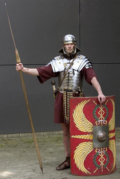 关于罗马惊险胜利，晋级前景蒙上阴影的信息