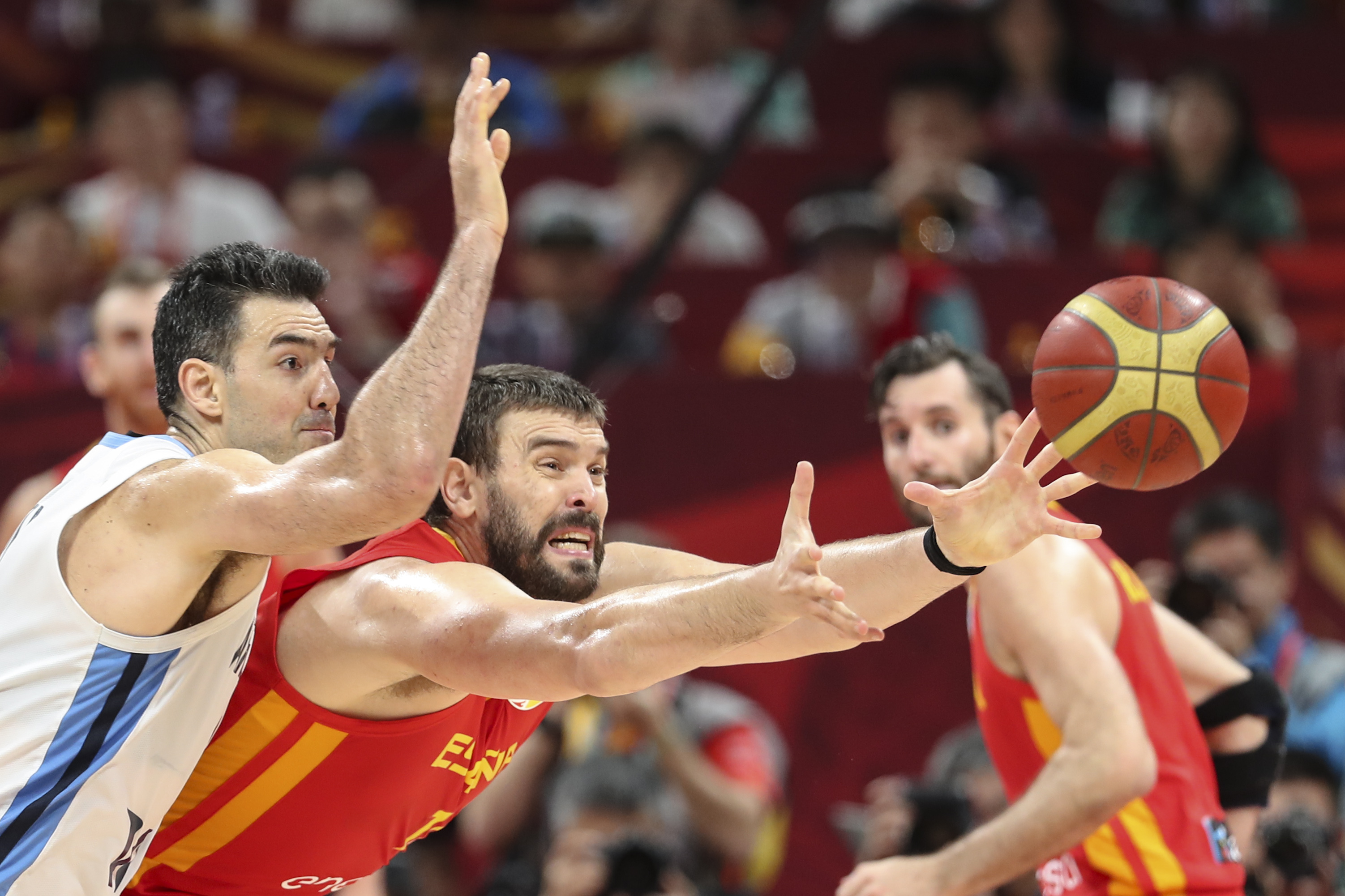 开云体育-西班牙篮球联赛球员交易市场正式开放