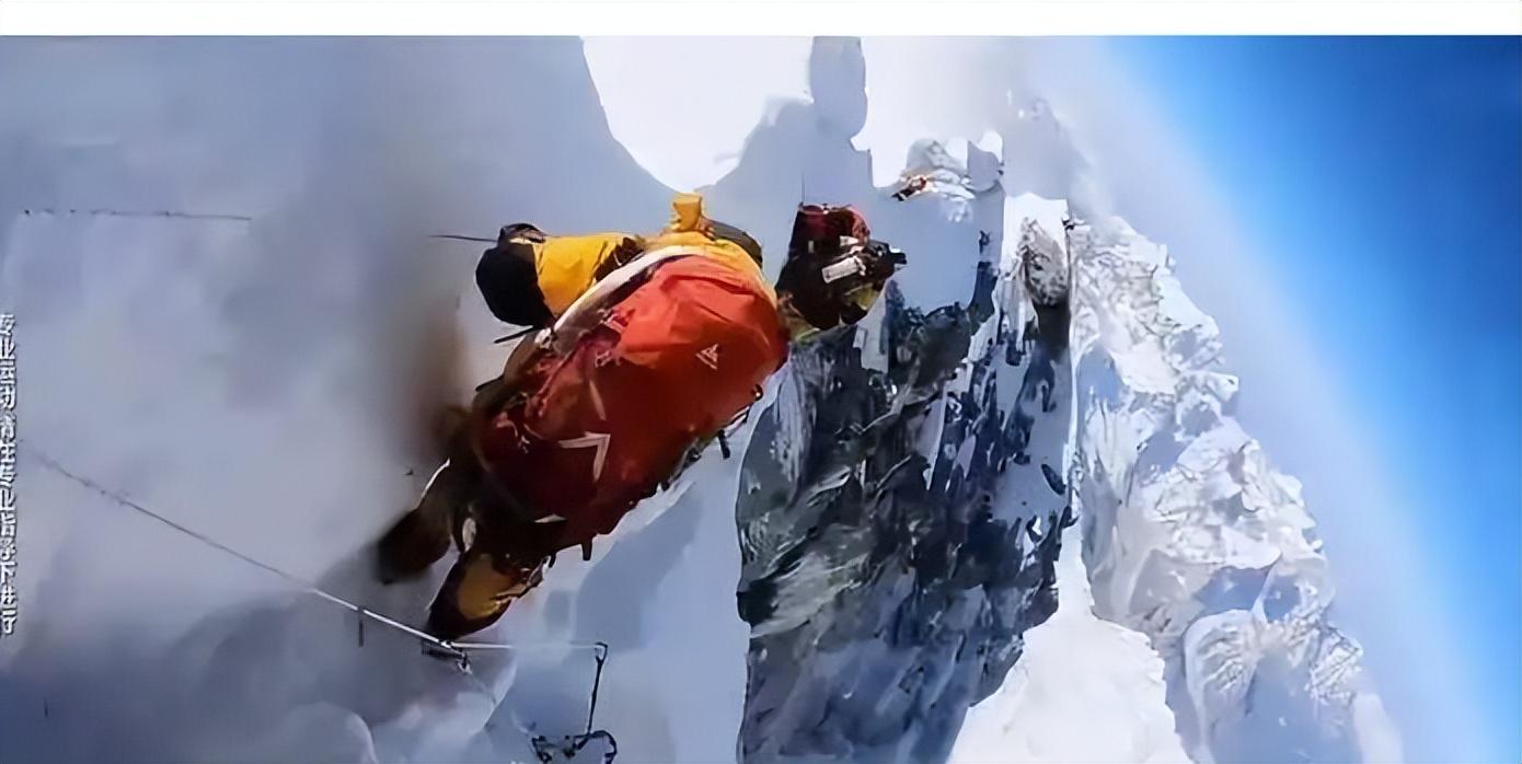 意大利滑雪名将刷新纪录，领跑全场