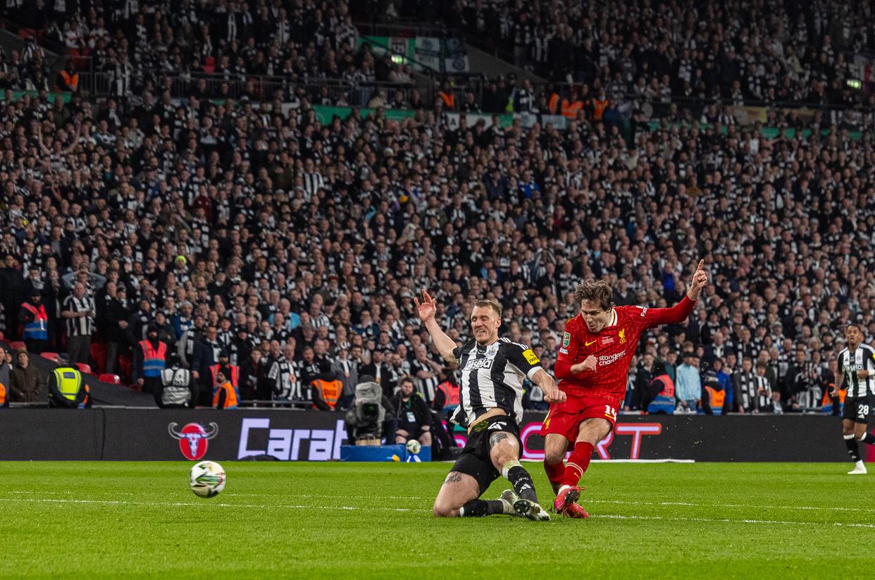 开云下载-包含英格兰队再胜一仗，成功晋级欧洲杯四分之一决赛的词条