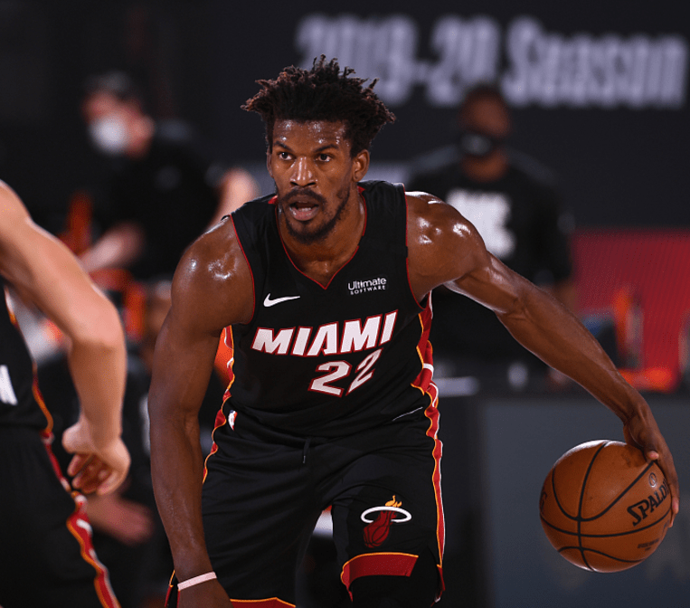 开云APP-包含雄鹿鏖战爵士，阿德巴约高光表现的词条