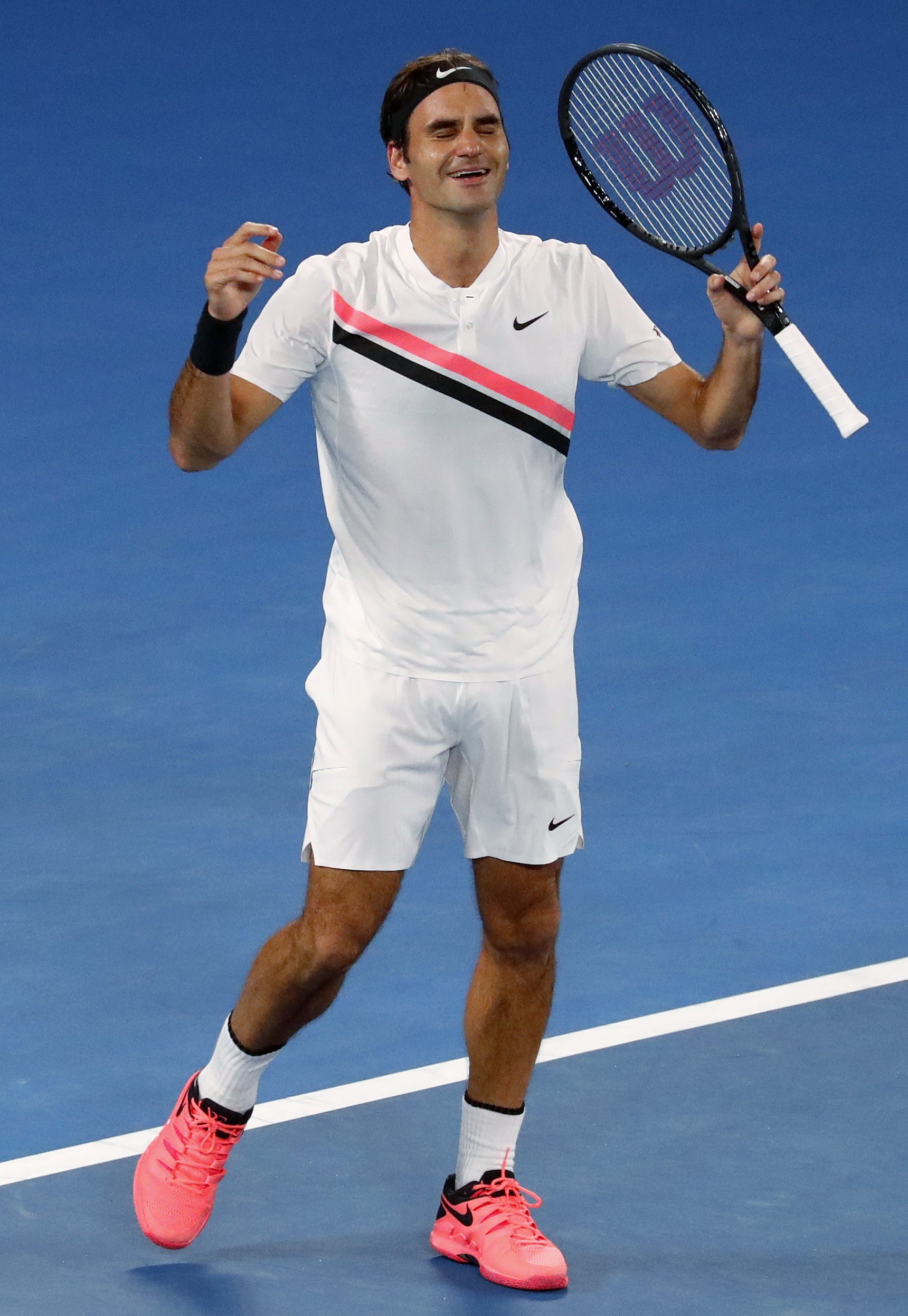 开云平台-包含英国网球队轻取澳大利亚网球队，费德勒绝境逆转的词条