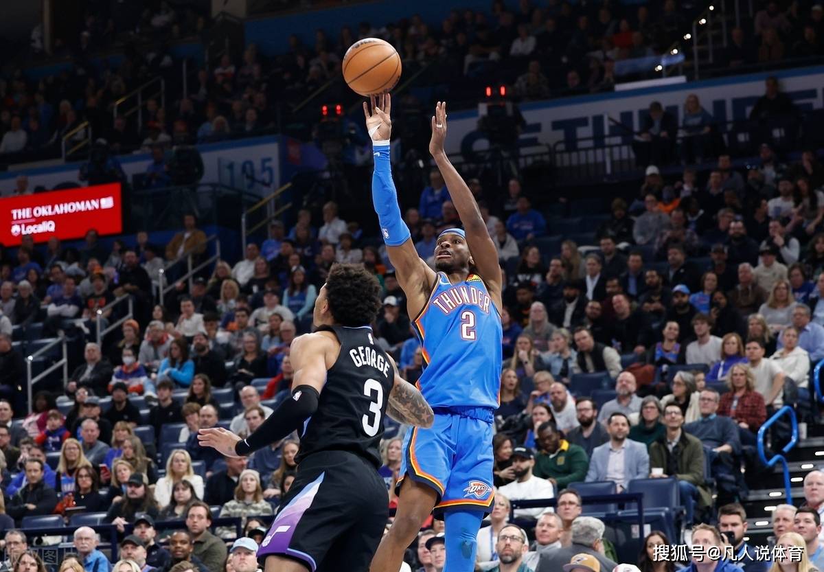 球星爆发！篮球赛场再现神级操作的简单介绍