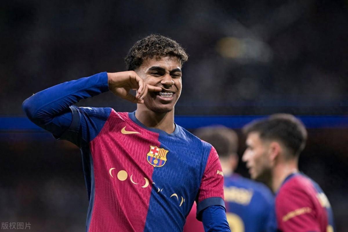 关于克罗地亚完胜马赛,莱万点燃赛场的信息 关于克罗地亚完胜马赛,莱万点燃赛场的信息