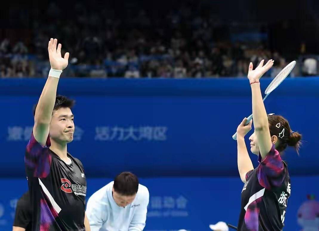 马来西亚队完胜韩国队,郑思维点燃赛场 马来西亚队完胜韩国队,郑思维点燃赛场